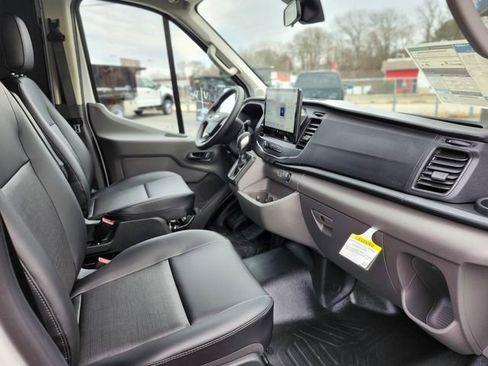 New 2026 Ford Transit 250 148 Medium Roof w/ Load Area Protection Package image 11