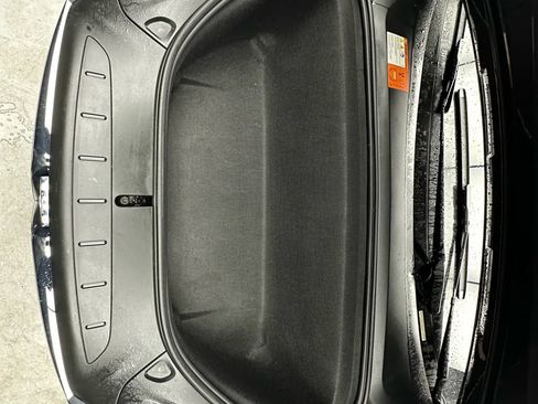 Used 2018 Tesla Model X 75D image 42