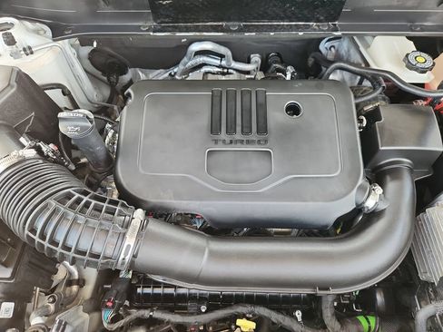 Used 2023 GMC Acadia SLE w/ Driver Convenience Package AWD/4WD image 16