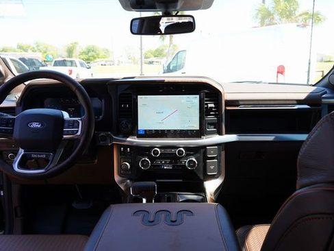 New 2025 Ford F150 King Ranch w/ FX4 Off-Road Package image 17