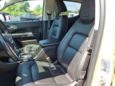 Used 2022 GMC Canyon Elevation w/ Elevation Premium Package AWD/4WD image 18