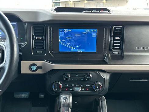 Used 2022 Ford Bronco Big Bend image 26