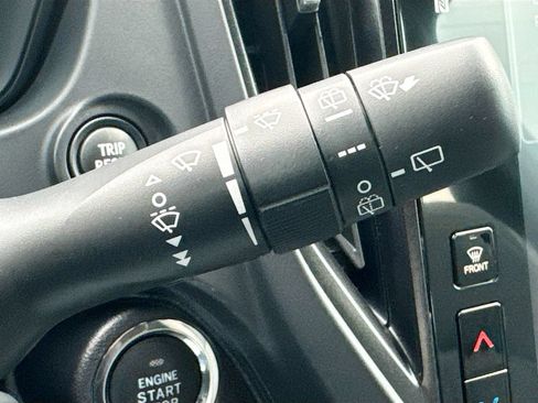 Used 2026 Subaru Forester Premium AWD/4WD image 13