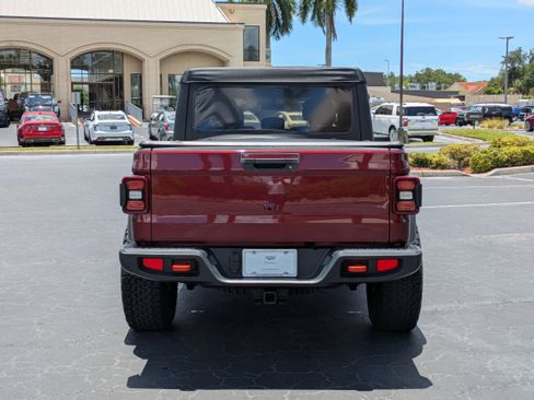 Used 2021 Jeep Gladiator Mojave AWD/4WD image 5
