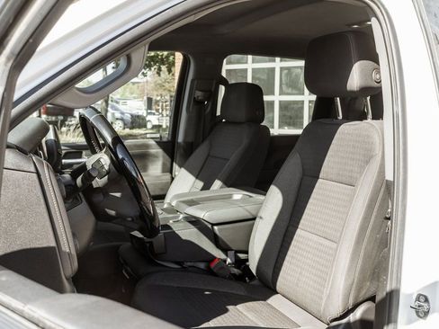 Used 2023 Chevrolet Silverado 3500 LT w/ Convenience Package image 7