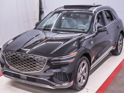 Certified 2026 Genesis GV70 2.5T Advanced AWD/4WD image 1