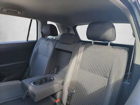 Used 2021 Volkswagen Tiguan S image 14