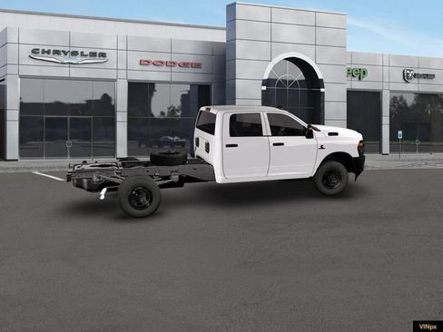 New 2026 RAM 3500 Tradesman AWD/4WD image 9