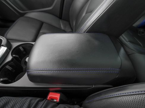 Used 2024 Porsche Macan image 28