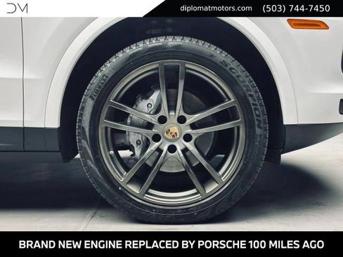 Used 2020 Porsche Cayenne AWD/4WD image 43