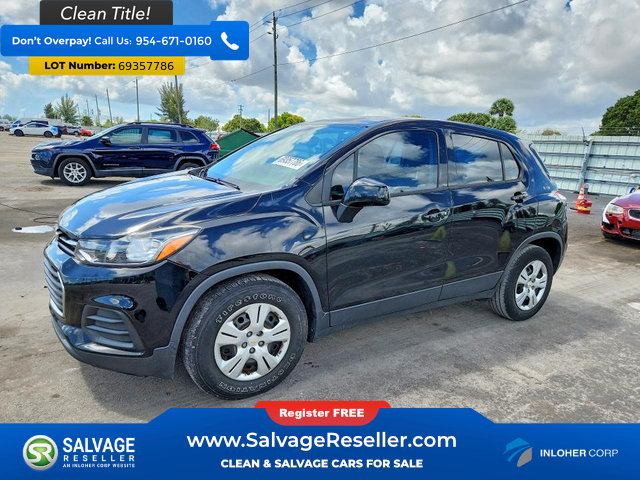 Used 2019 Chevrolet Trax LS FWD image 1