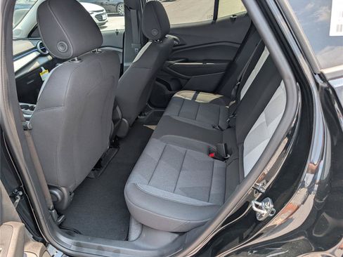 New 2026 Chevrolet Trax LS w/ LS Convenience Package FWD image 9