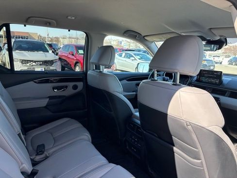 Certified 2023 Honda Pilot EX-L image 29