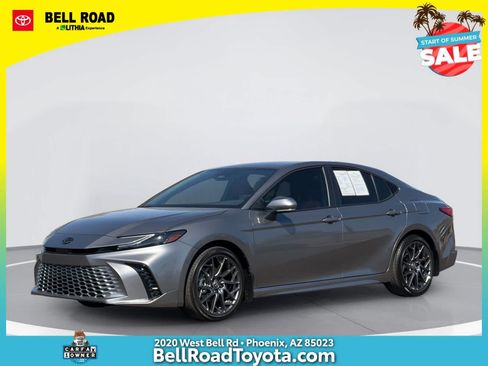 Used 2025 Toyota Camry XSE FWD image 1