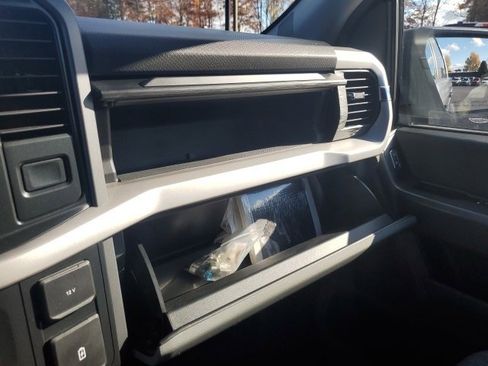 Used 2022 Ford F150 XLT image 34