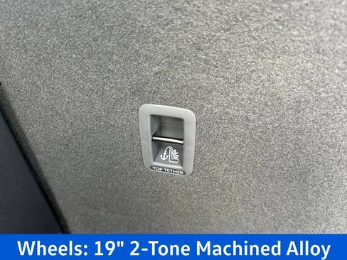 Certified 2026 Volkswagen Tiguan SE FWD image 39