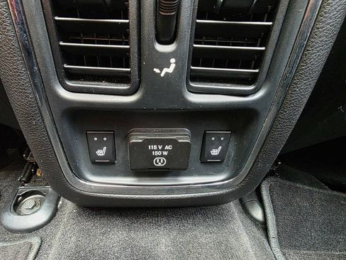 Used 2013 Jeep Grand Cherokee Overland AWD/4WD image 27