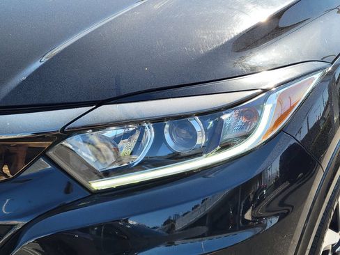 Used 2020 Honda HR-V Sport image 22
