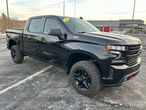 Used 2022 Chevrolet Silverado 1500 LT Trail Boss image 7