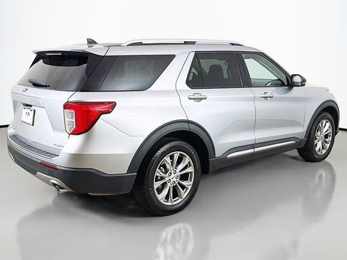 Used 2023 Ford Explorer Limited w/ Equipment Group 301A AWD/4WD image 13