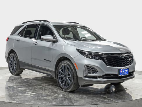 Used 2024 Chevrolet Equinox RS AWD/4WD image 9