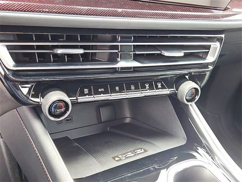 New 2026 Chevrolet Traverse Z71 w/ Enhanced Driving Package image 29