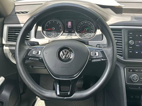 Used 2019 Volkswagen Atlas SE FWD image 22