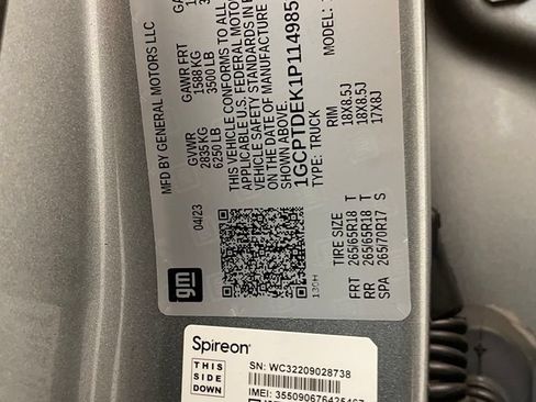 Used 2023 Chevrolet Colorado Z71 w/ Z71 Convenience Package 2 AWD/4WD image 32