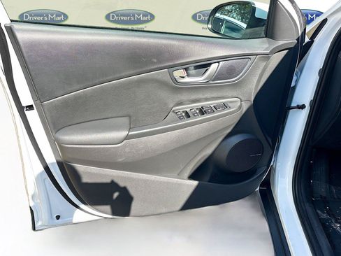 Used 2023 Hyundai Kona Limited w/ Cargo Package FWD image 20