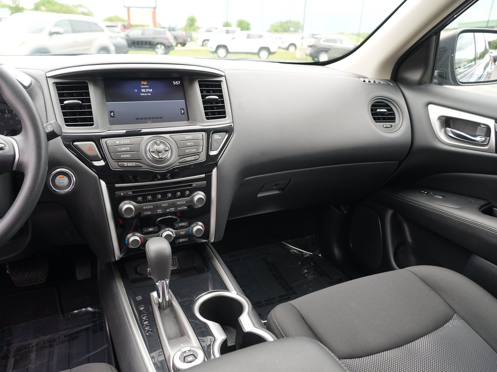 Used 2020 Nissan Pathfinder S AWD/4WD image 22