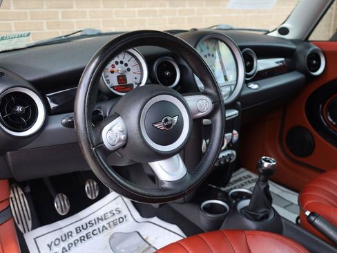 Used 2009 MINI Cooper S FWD image 13