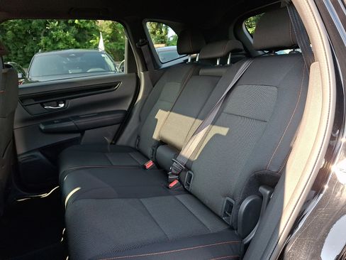 Used 2024 Honda CR-V Sport image 9