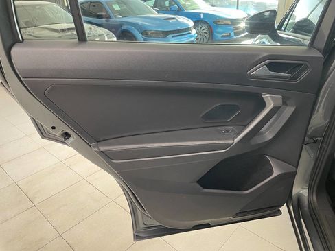 Used 2022 Volkswagen Tiguan S image 19