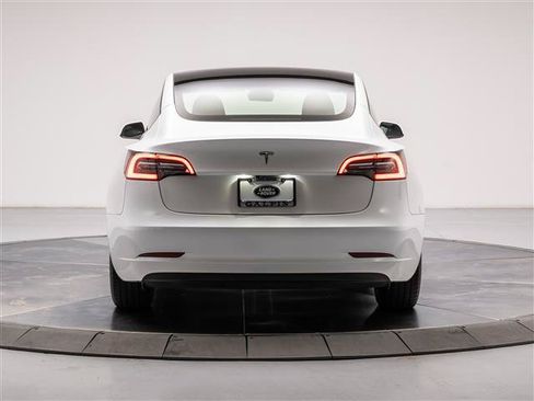 Used 2023 Tesla Model 3 Standard Range RWD image 4