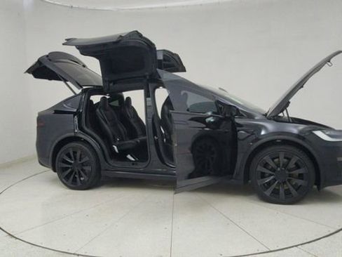 Used 2022 Tesla Model X Base image 74