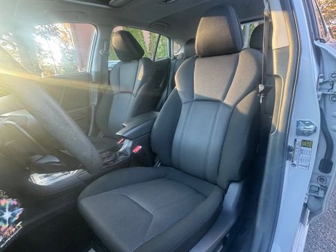 Used 2022 Subaru Impreza 2.0i Premium image 17