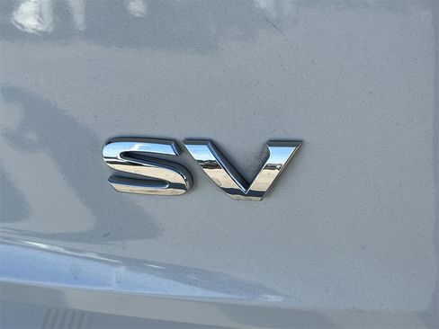 Certified 2021 Nissan Rogue SV image 5
