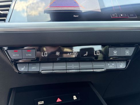 Used 2022 Audi Q4 e-tron Premium Plus w/ Premium Plus AWD/4WD image 16