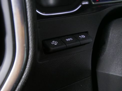 Used 2020 GMC Sierra 2500 Denali w/ Denali Ultimate Package image 18