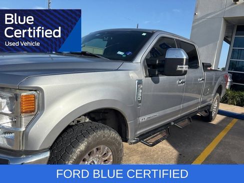 Certified 2020 Ford F350 XLT w/ XLT Premium Package AWD/4WD image 4