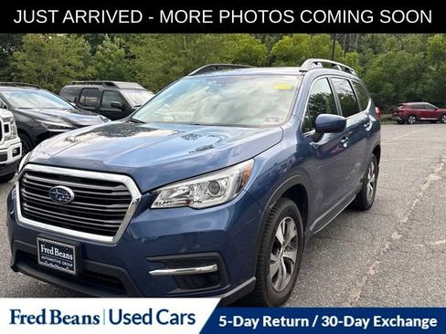 Used 2020 Subaru Ascent Premium w/ Convenience Package AWD/4WD image 3