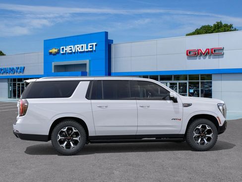 New 2026 GMC Yukon XL AT4 w/ AT4 Premium Plus Package image 29