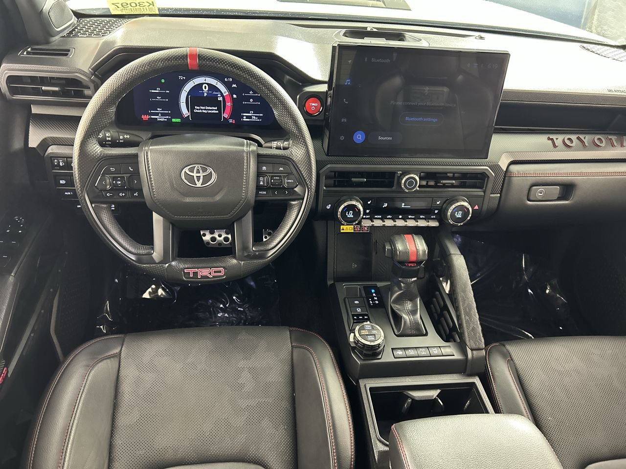 Used 2025 Toyota Tacoma TRD Pro AWD/4WD image 23