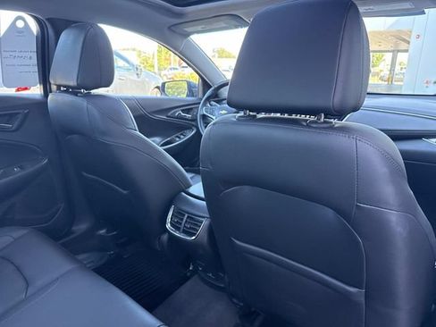 Used 2018 Chevrolet Malibu Premier w/ Premier Sun and Wheel Package FWD image 56