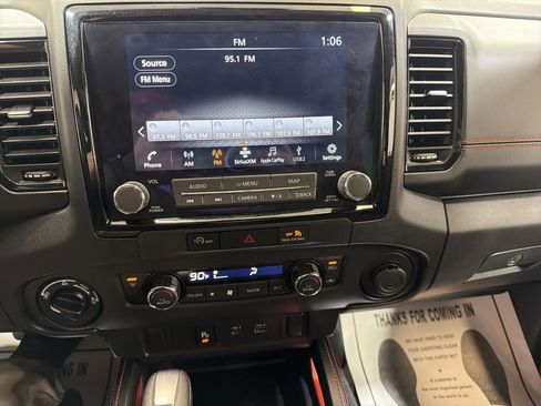 Used 2023 Nissan Frontier PRO-4X w/ Technology Package image 28