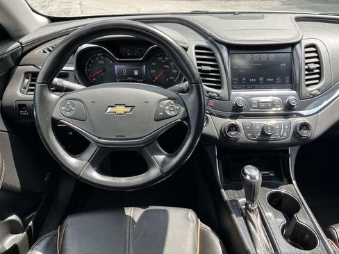 Used 2018 Chevrolet Impala Premier FWD image 10