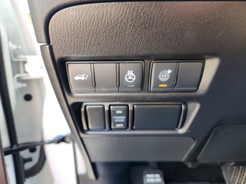 Used 2023 Nissan Armada Platinum w/ Captain's Chairs Package AWD/4WD image 23