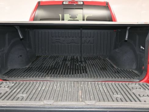 Used 2022 RAM 1500 Big Horn AWD/4WD image 15