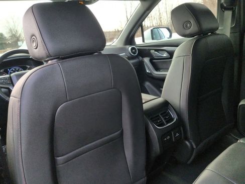 Used 2022 Chevrolet Blazer Premier image 19