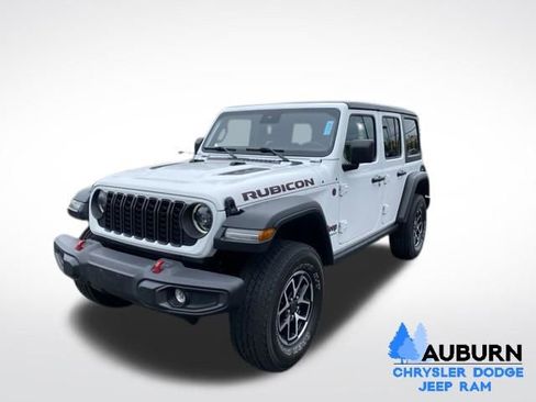 Used 2024 Jeep Wrangler Unlimited Rubicon AWD/4WD image 3
